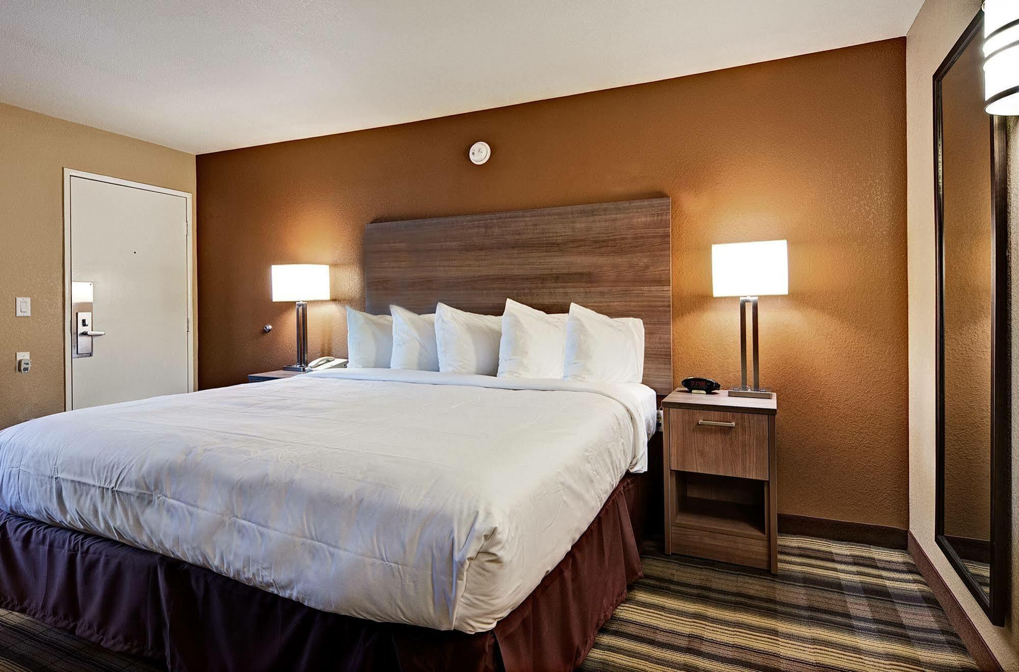 Boulder University Inn Zewnętrze zdjęcie